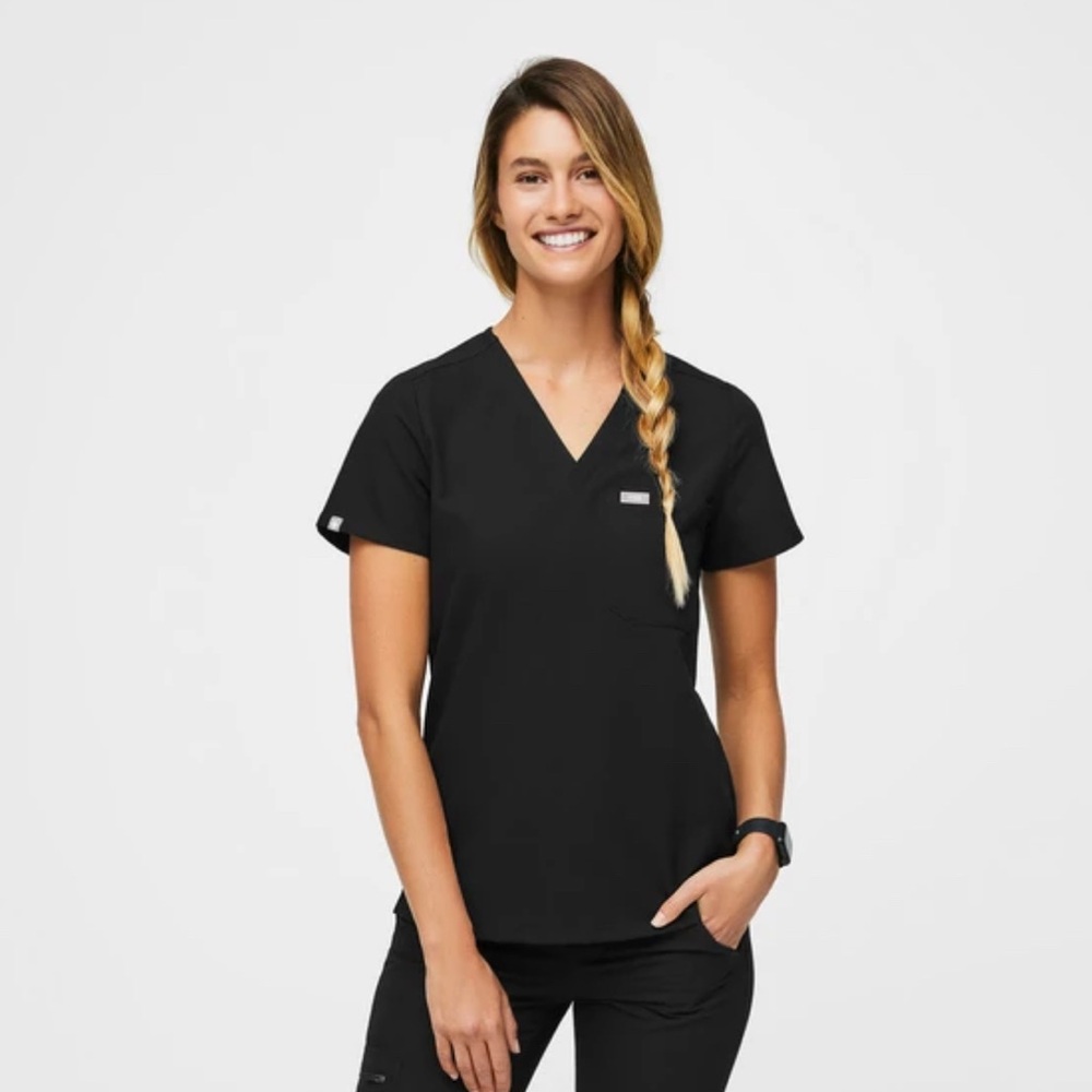 Women's Black Figs Scrub Top